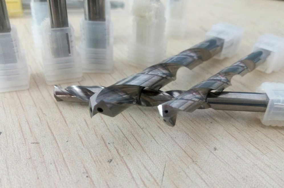 twohelixinternalcoolantcuttingtools CF Tungsten